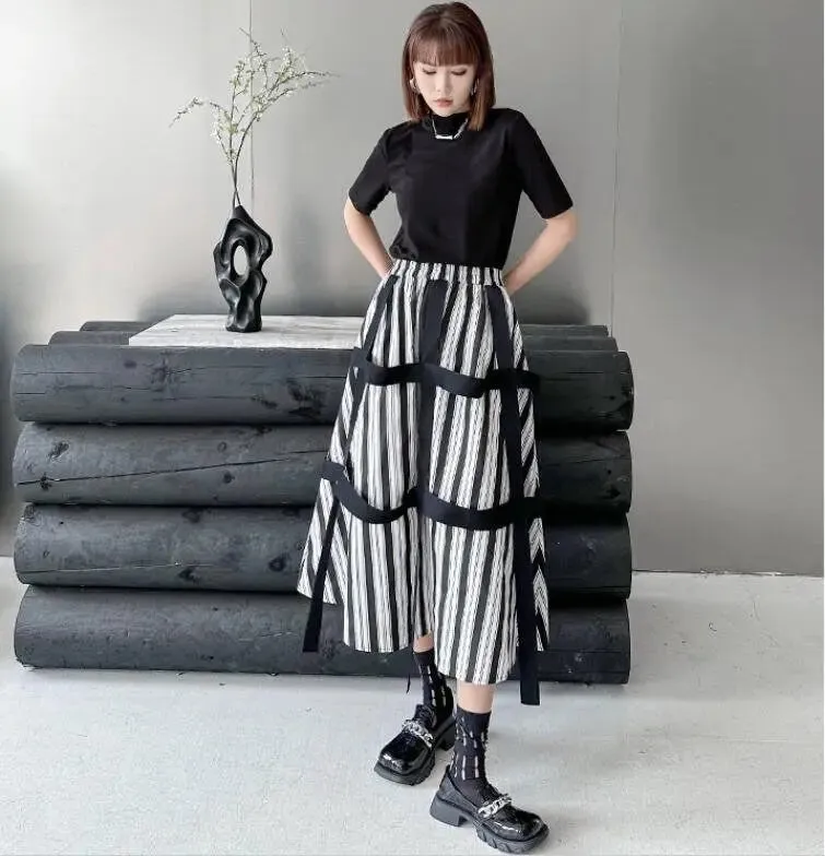 Black White Striped Skirt Harajuku Y2K Skirt with High Waist