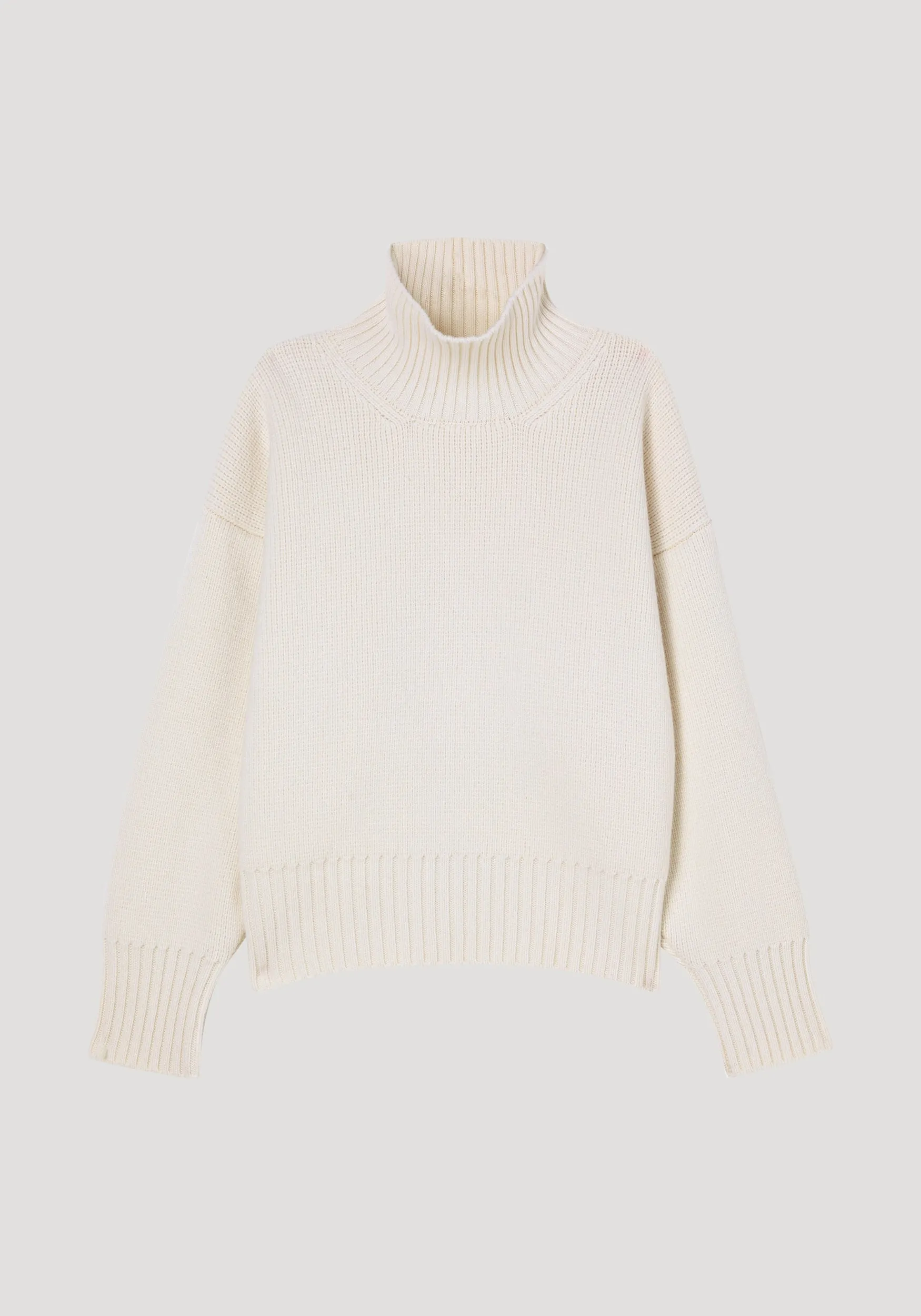 Compact turtleneck jumper | off white