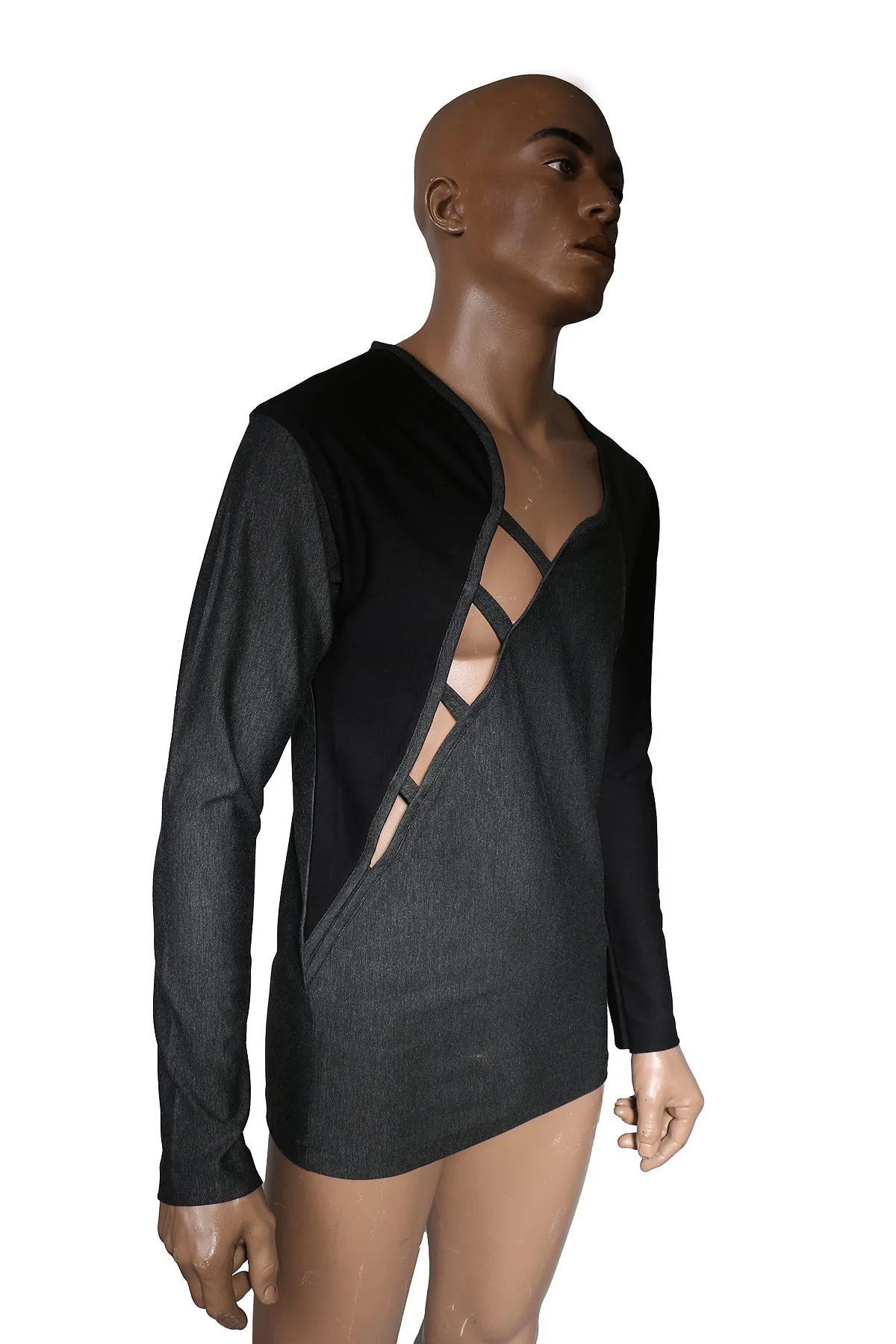 Contemporary fashion skewed shape long T-shirt