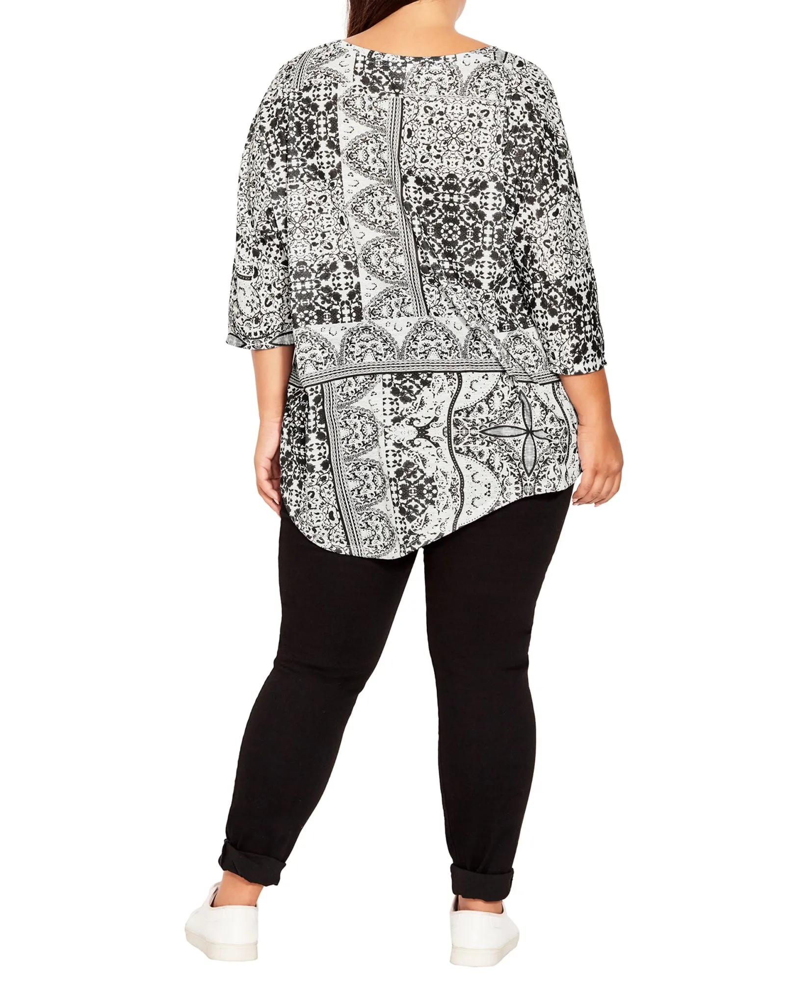 Isabel Point Front Top | Black / White