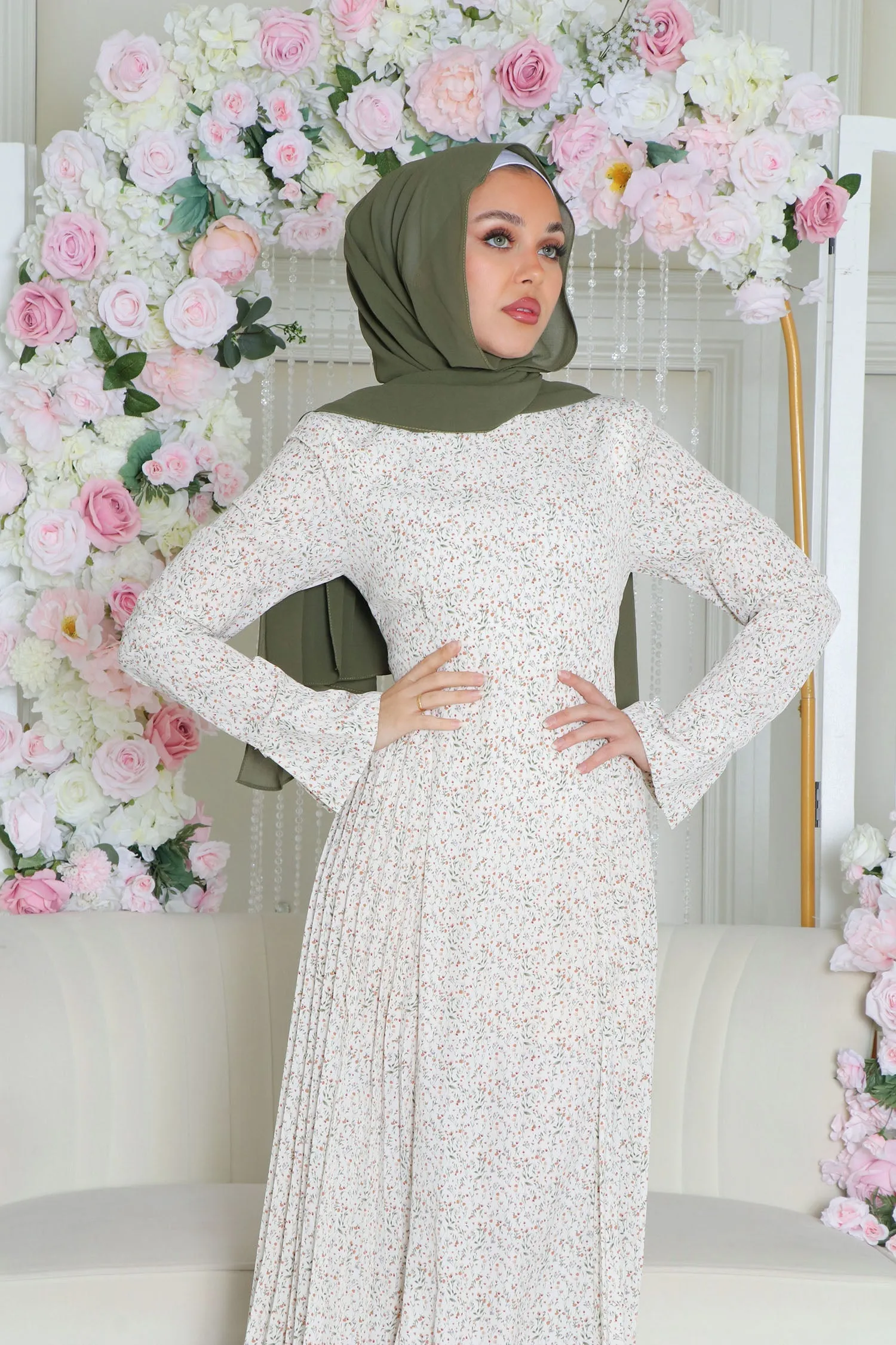Kelsi Floral Pleat Dress- Cream