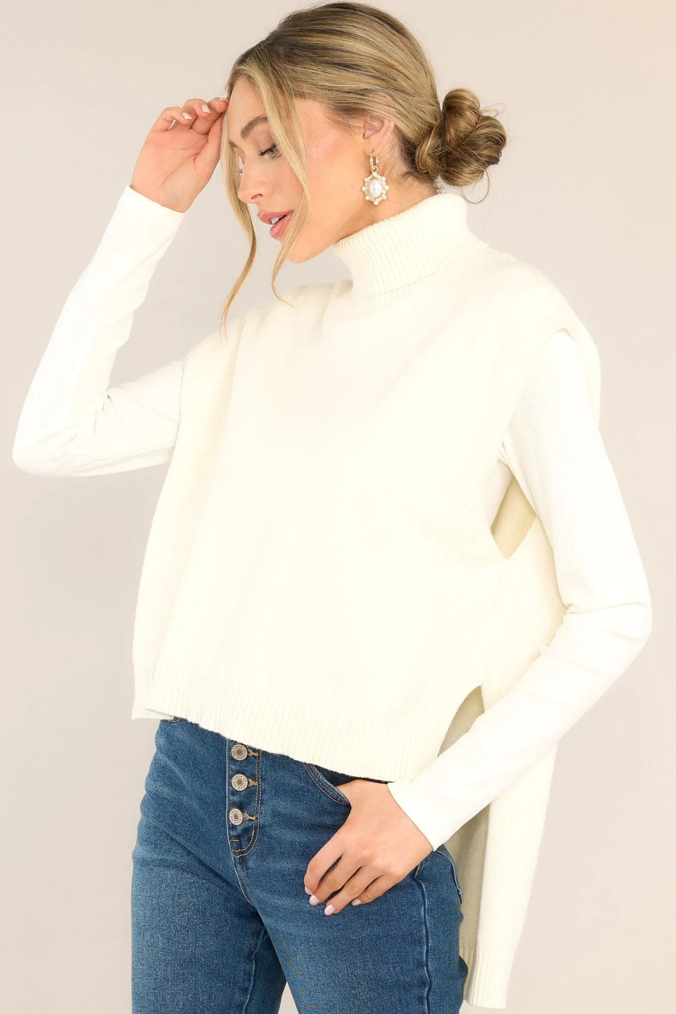 Standstill Ivory Turtleneck Sweater Vest