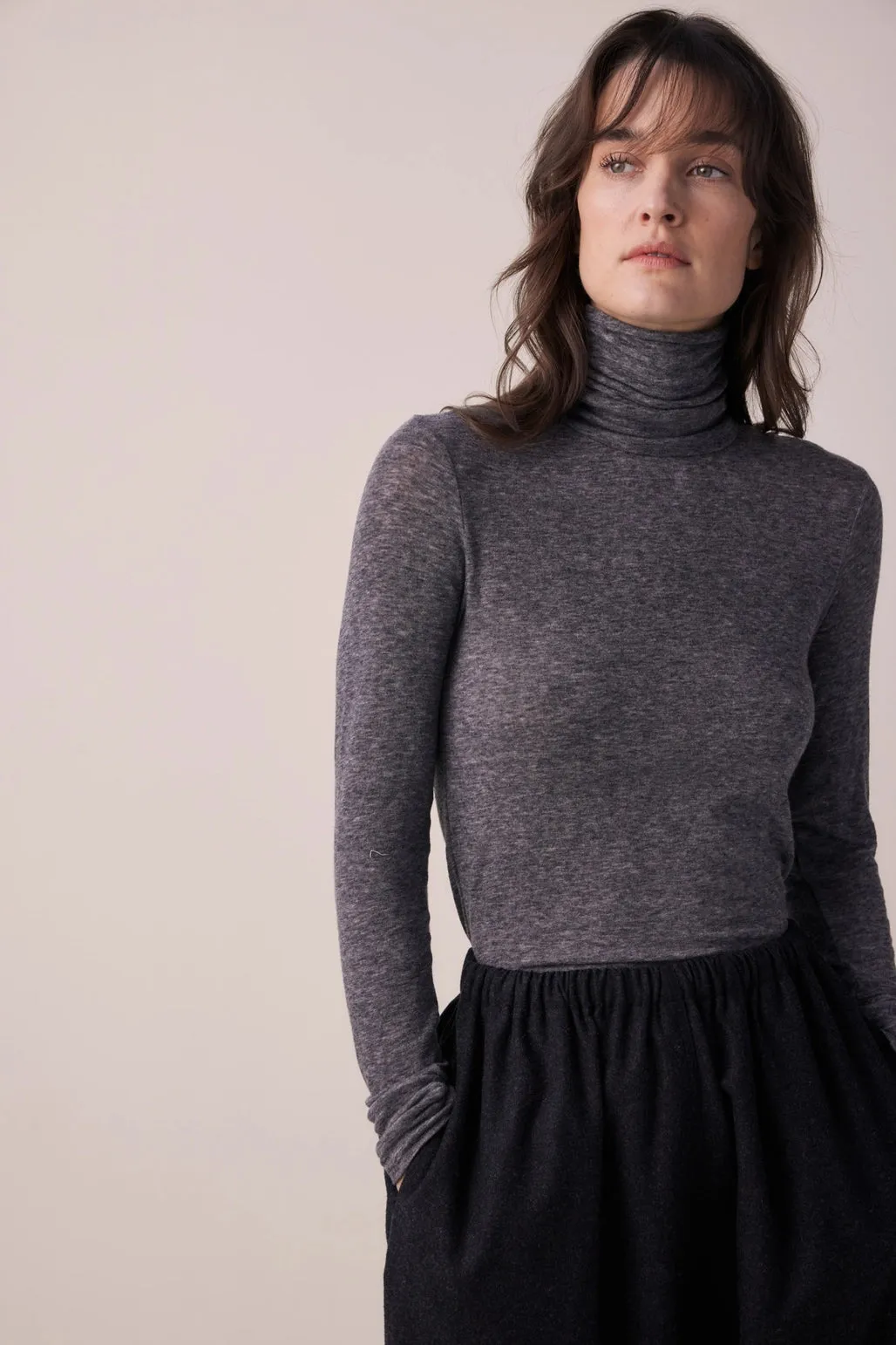 Wool Blend Lightweight Knit Turtleneck