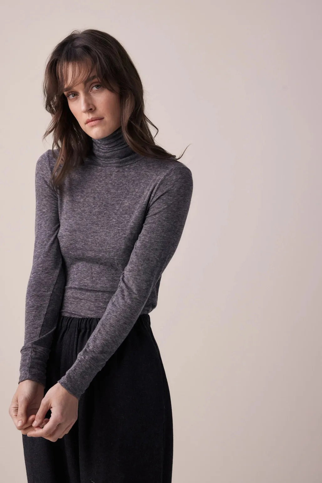 Wool Blend Lightweight Knit Turtleneck